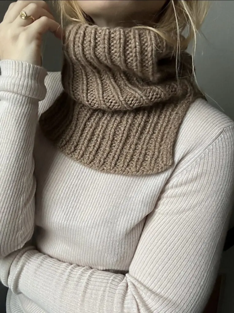 Neck warmer