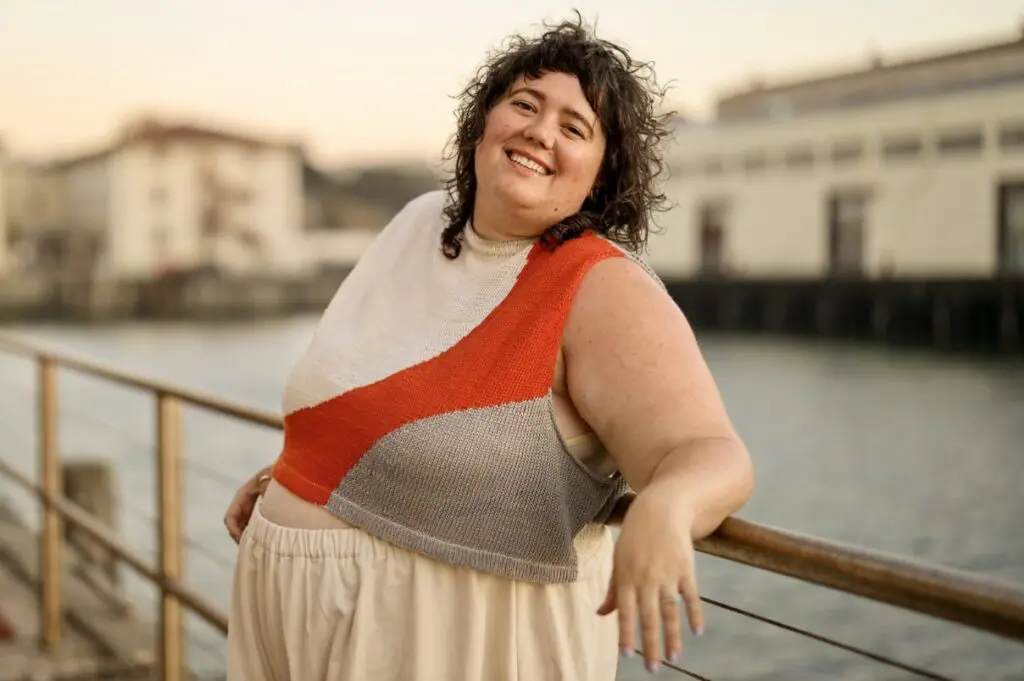 Summer knitting projects: moon crush tank