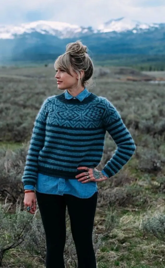 illuminate sweater by drk